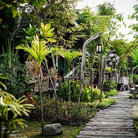 La Luna Resort Yogyakarta Sleman  Eksteriør billede